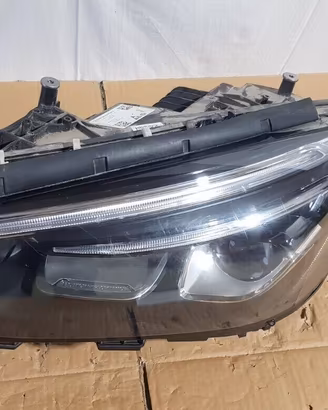 MERCEDES CLASSE B W247 FARO ANTERIORE SINISTRO LED