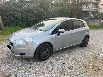 Fiat Grande Punto 1.3 MJT 75 CV 5 porte Dynamic