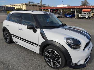 MINI COUNTRYMAN JCW