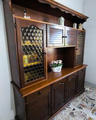 Credenza vintage in legno con vetrine anni ’70