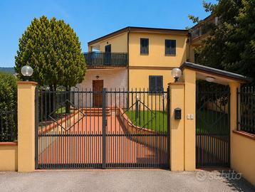 Villa indipendente con giardino privato