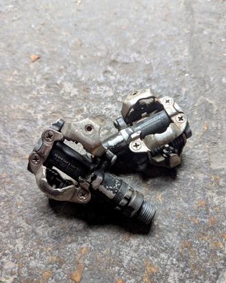 Pedali shimano M520