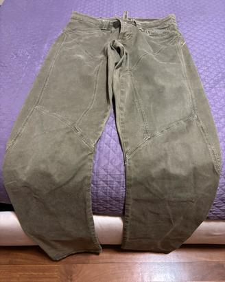 Jeans verde militare