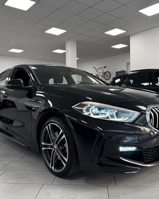 Bmw 118d 5p. Msport