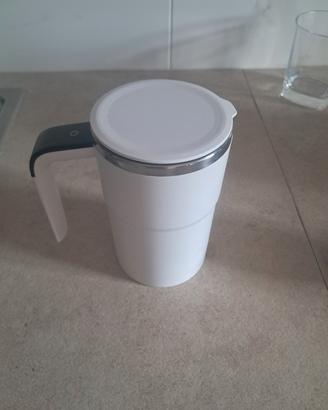 Tazza miscelatrice elettrica ricaricabile