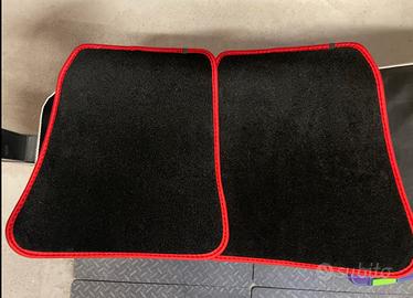 Tappeti posteriori Audi TT mk1.  (8n)