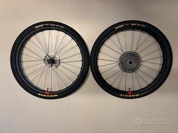 Reserve 28|XC Carbon santa cruz
