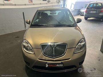 LANCIA Ypsilon 1.2 69 CV Diva