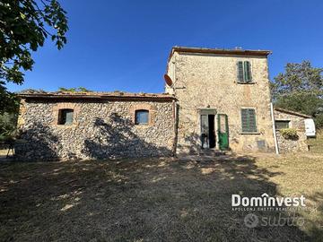 Rustico / Casale di 140 m² con 5 locali a Capalbio