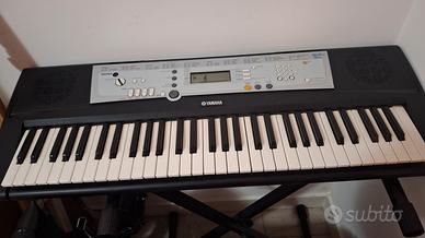 pianola yamaha 