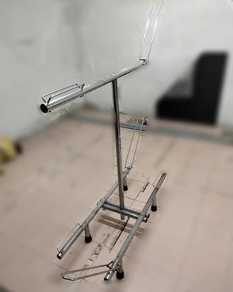 Supporto/cavalletto tre posti per bici
