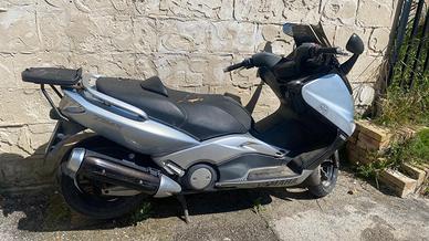 Yamaha T-Max 500 (2003) – Motore eccellente