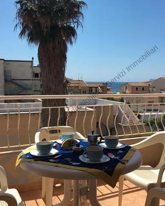 Casa vacanza vista mare con terrazza abitabile