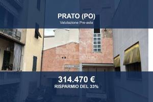 Immobile in asta di 215 m² a Prato