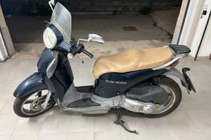 Scarabeo 125 IE 2012