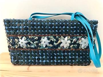 Borsa con fiori in madreperla e legno