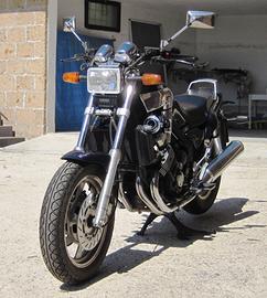 Yamaha FZX 750