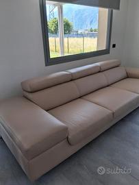 Divano nuovo in pelle