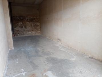 Garage/ magazzino quartiere Semini