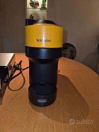 Nespresso Vertuo con portacartucce