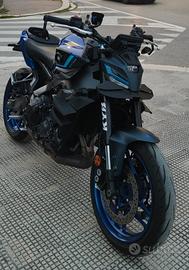 YAMAHA MT 09 