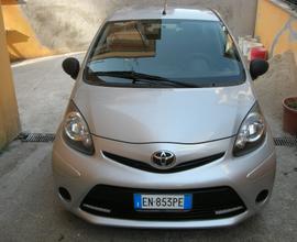 Toyota Aygo 1.0 12V VVT-i 5 porte Active Connect