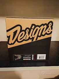 Casco Troy lee designs d3 spiderstripe tg M