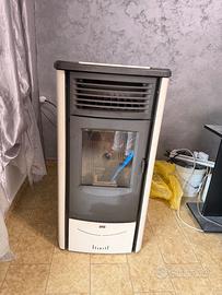 Stufa a pellet Superior Monia 8,5 kW – Made in Ita