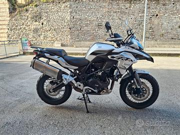 benelli trk 502 x