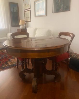 Tavolo antico rotondo allungabile in noce