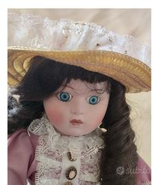 Bambola romantica vintage