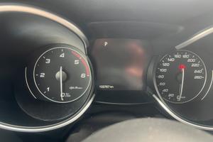 Stelvio autocarro 160 cv