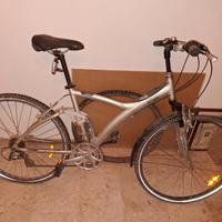 Bicicletta City Bike Btwin Seven