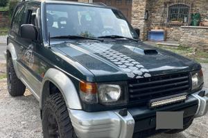 Pajero V20 2.8 GLS