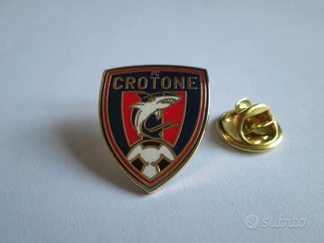 spilla calcio crotone fc club football pins