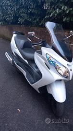 Suzuki Burgman AN  400 abs