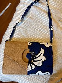 Pochette ecru e blu