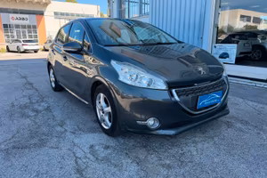 Peugeot 208 1.4 HDi x neopatentati 2012
