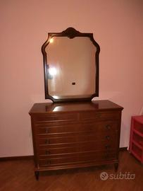 Comò cassettiera con specchio