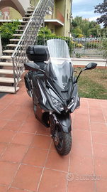 Scooter AK 550