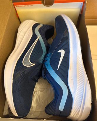 Nike Quest 5