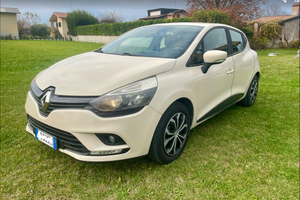 Renault clio IV autocarro del 2016