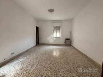 5 LOCALI A ALCAMO