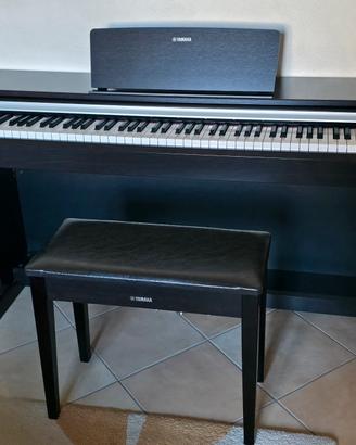 Pianoforte digitale YAMAHA ARIUS YDP-142