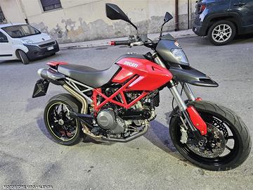 Ducati Hypermotard 796 - 2010