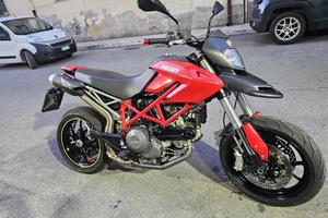 Ducati Hypermotard 796 - 2010
