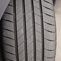 Gomme 235/55/18