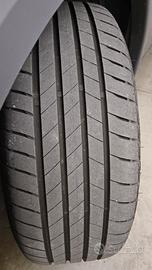 Gomme 235/55/18
