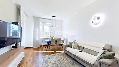 AMPIO BILOCALE FINEMENTE RISTRUTTURATO CON BOX