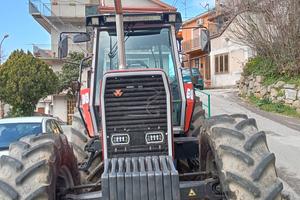 trattore Massey Ferguson 